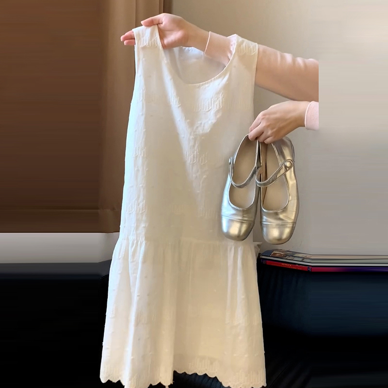 【现货+运补】法式小清新花边背心连衣裙子女夏设计感收腰短裙0944