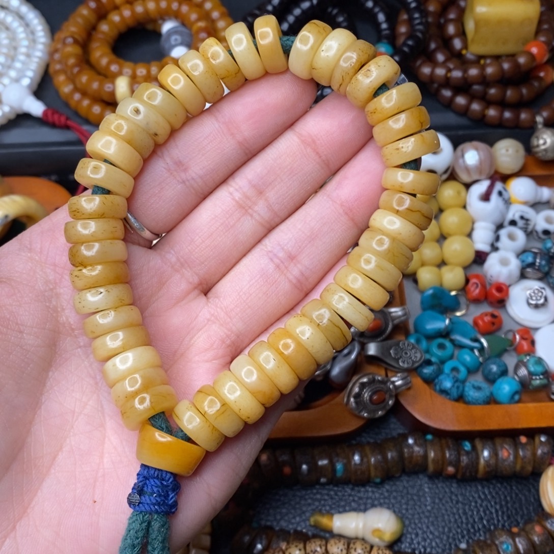 铜藏传文玩牛牛手串漏价