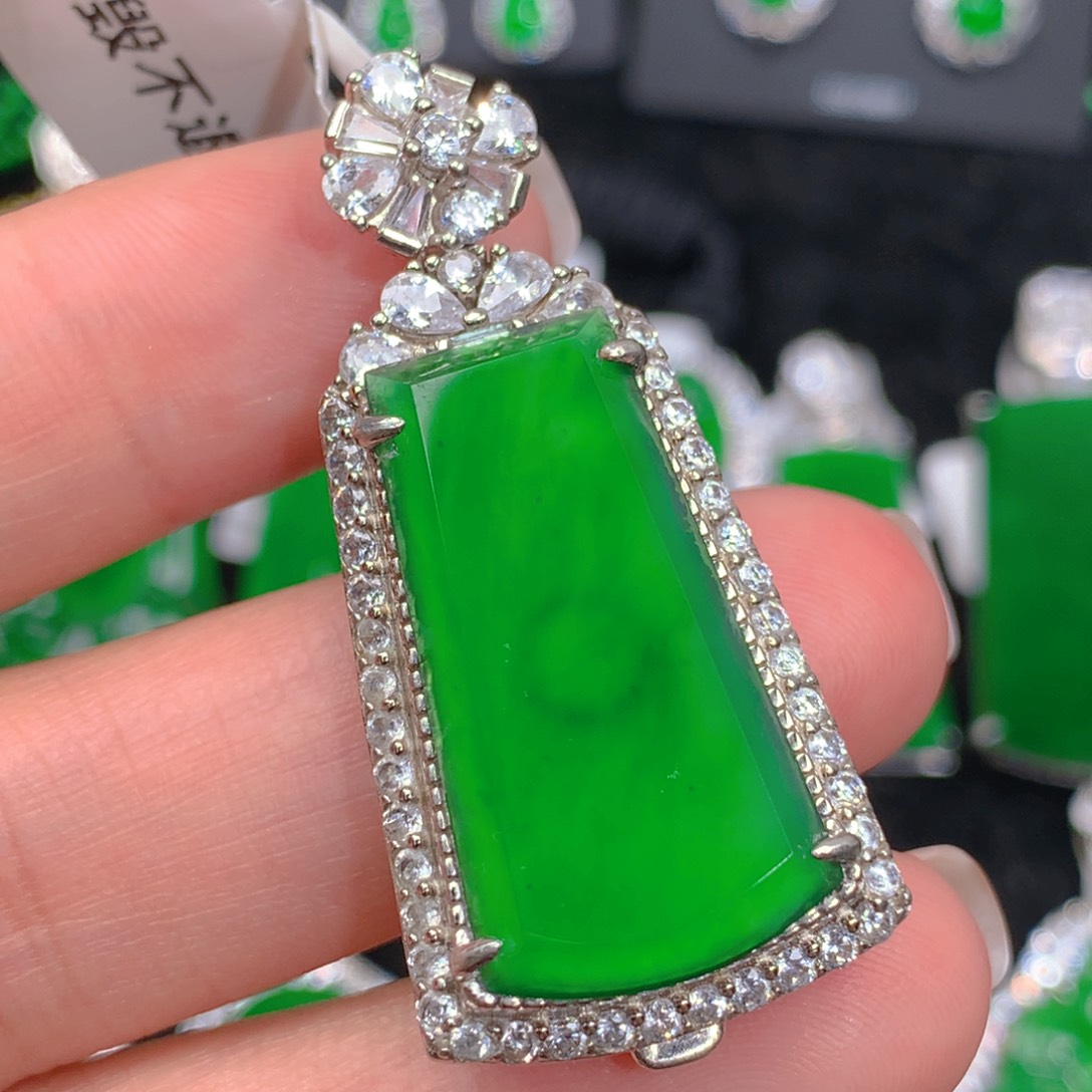 翡翠吊坠(不含链)银S925镶嵌