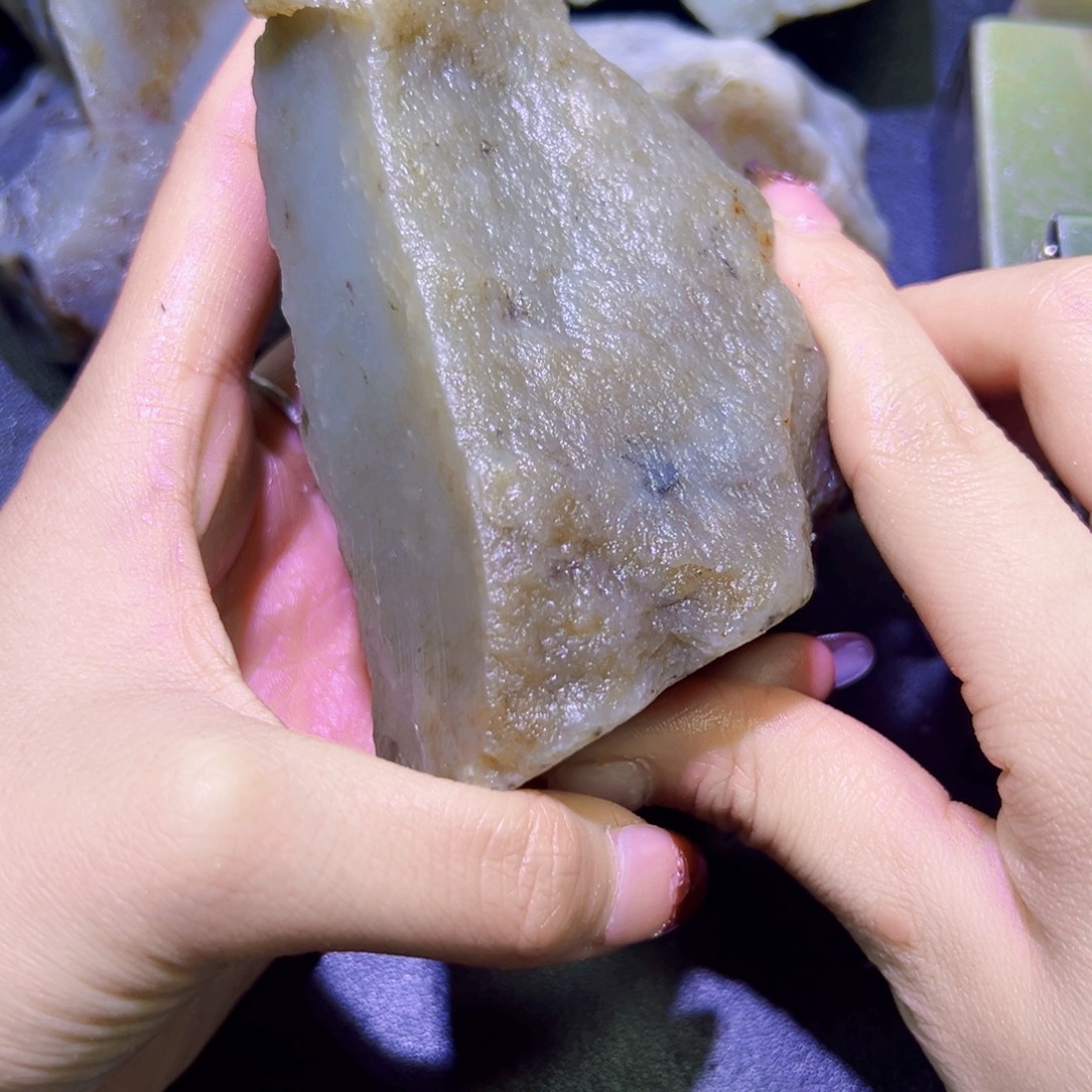 和田玉（糖玉）未镶嵌珠宝半成品