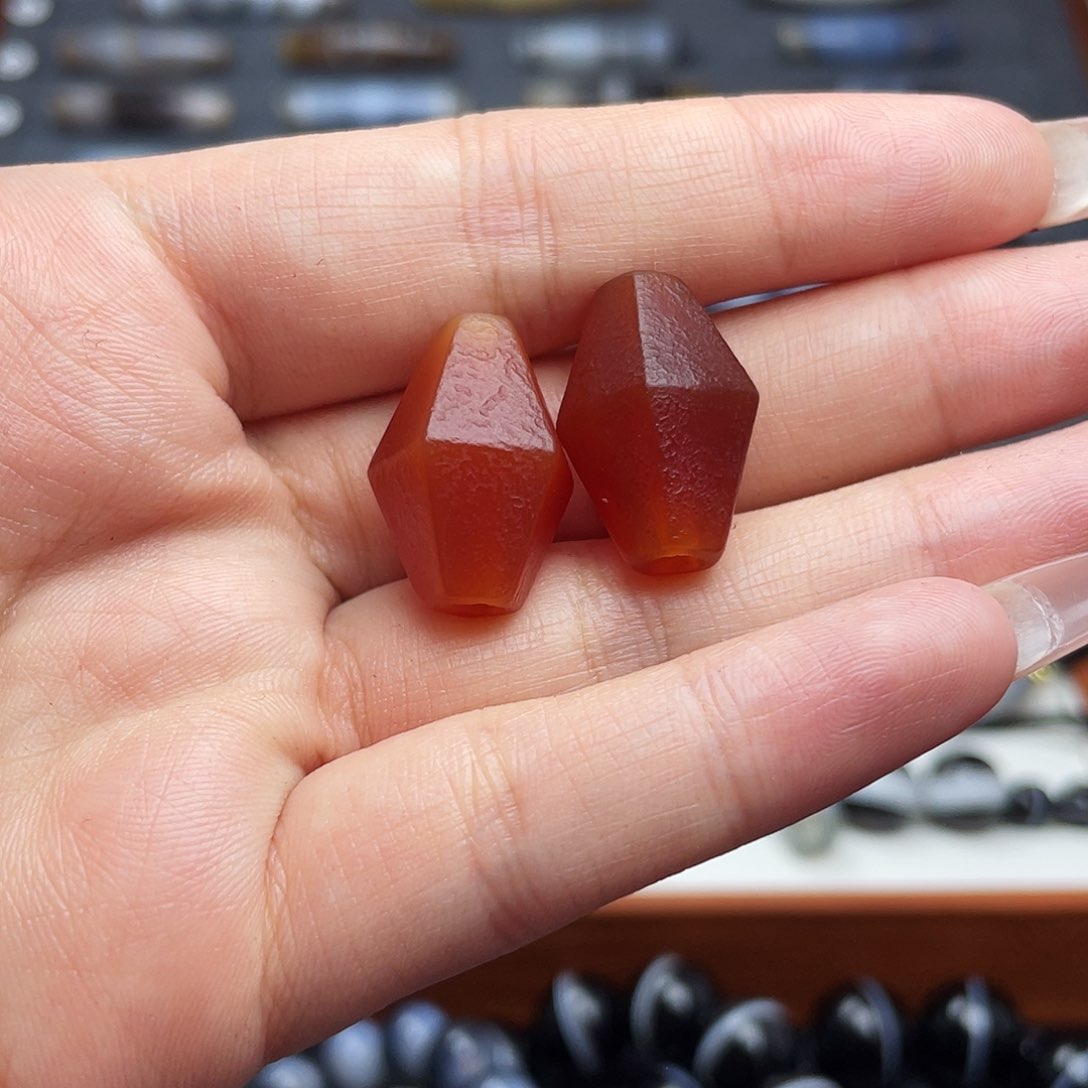 玛瑙/玉髓颈饰未镶嵌H***n