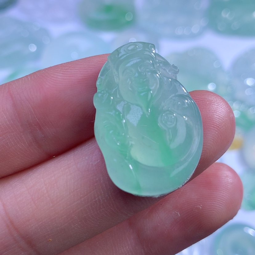 【闪购商品】翡翠颈饰未镶嵌缅甸A货翡翠