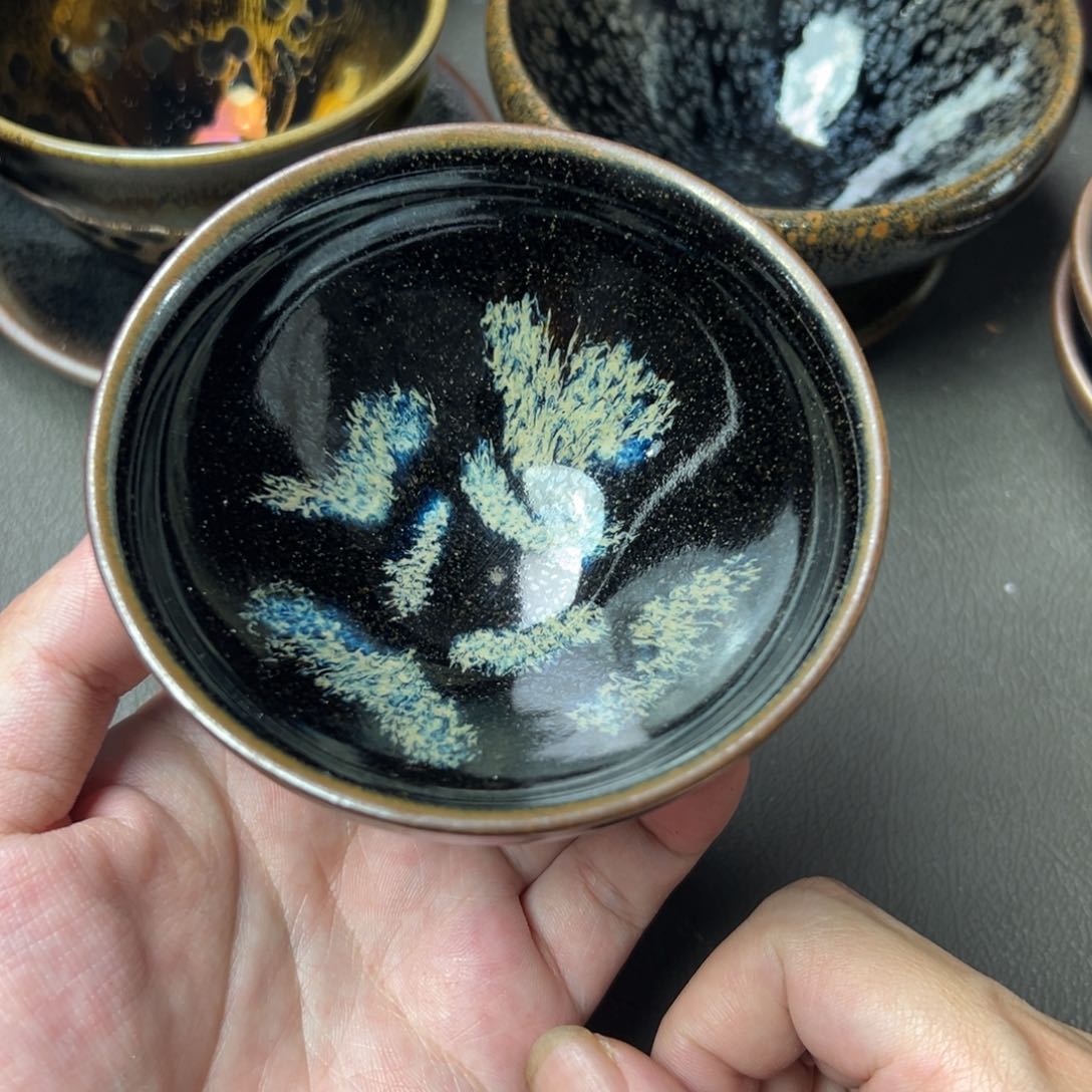 茶盏这个点就困着不去吃饭啊