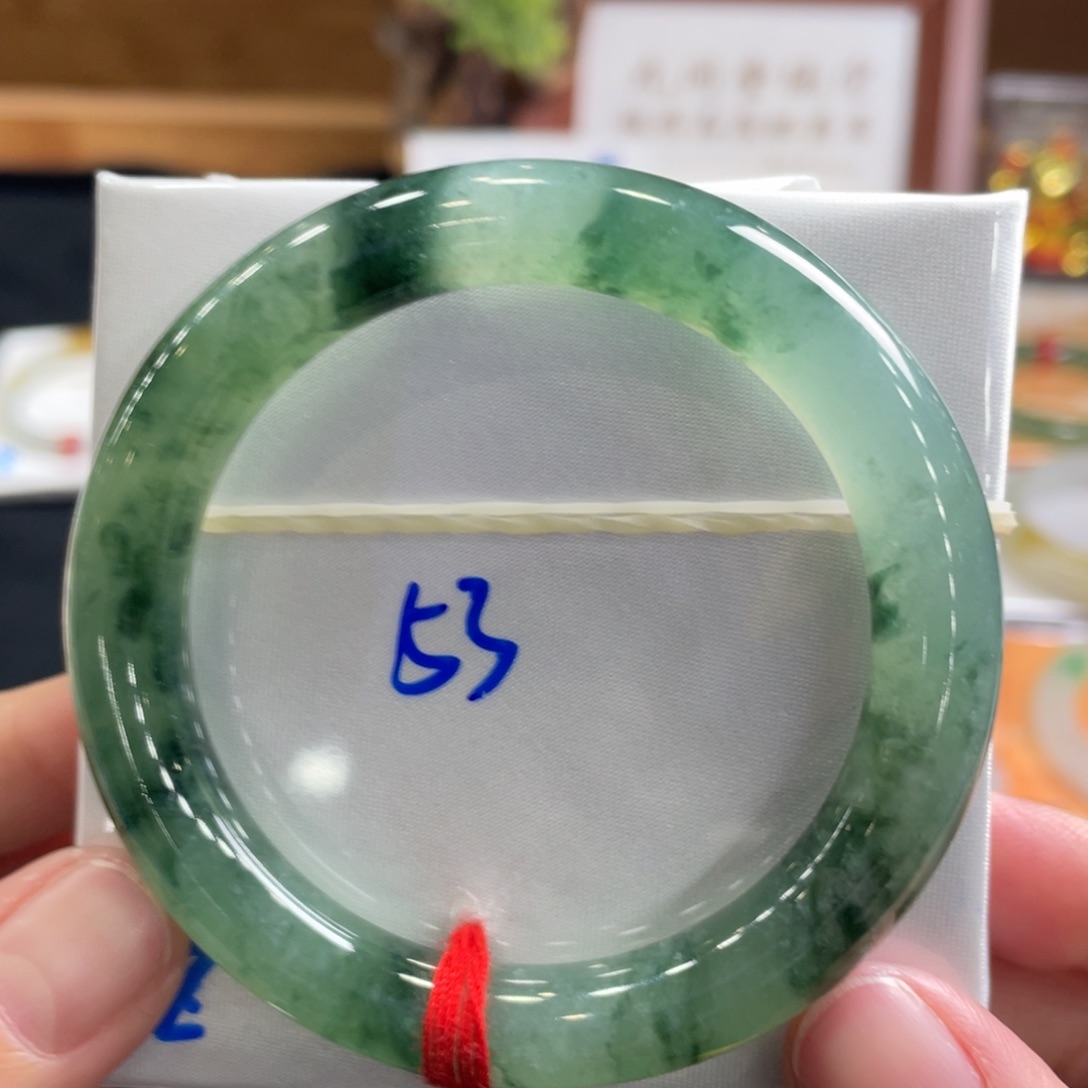 翡翠手镯未镶嵌53 圆条 