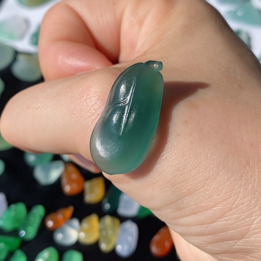 定制翡翠未镶嵌树叶