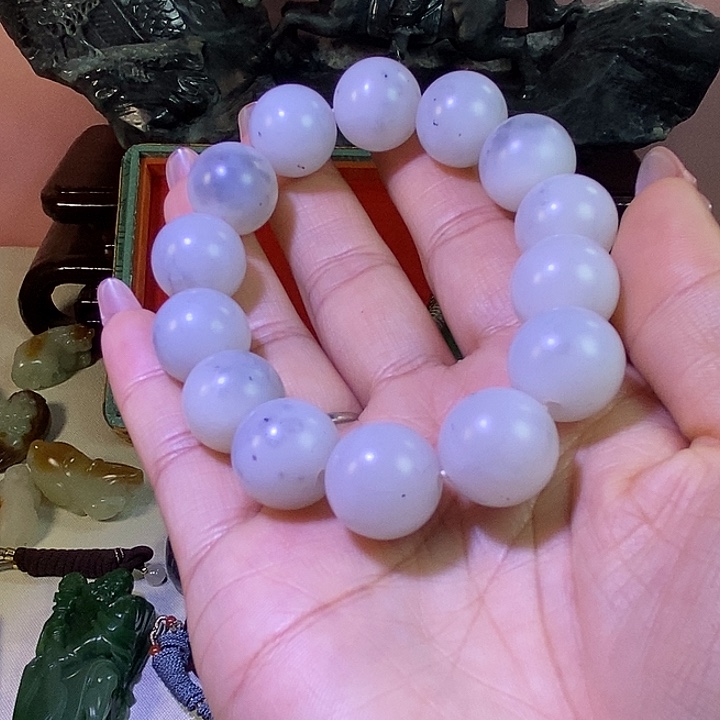 爱***店和田玉未镶嵌手链