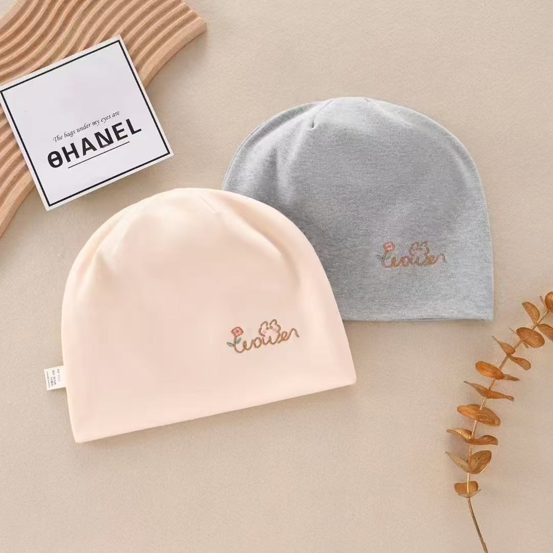 2025新款花花小兔防风吸汗保暖月子帽产妇帽