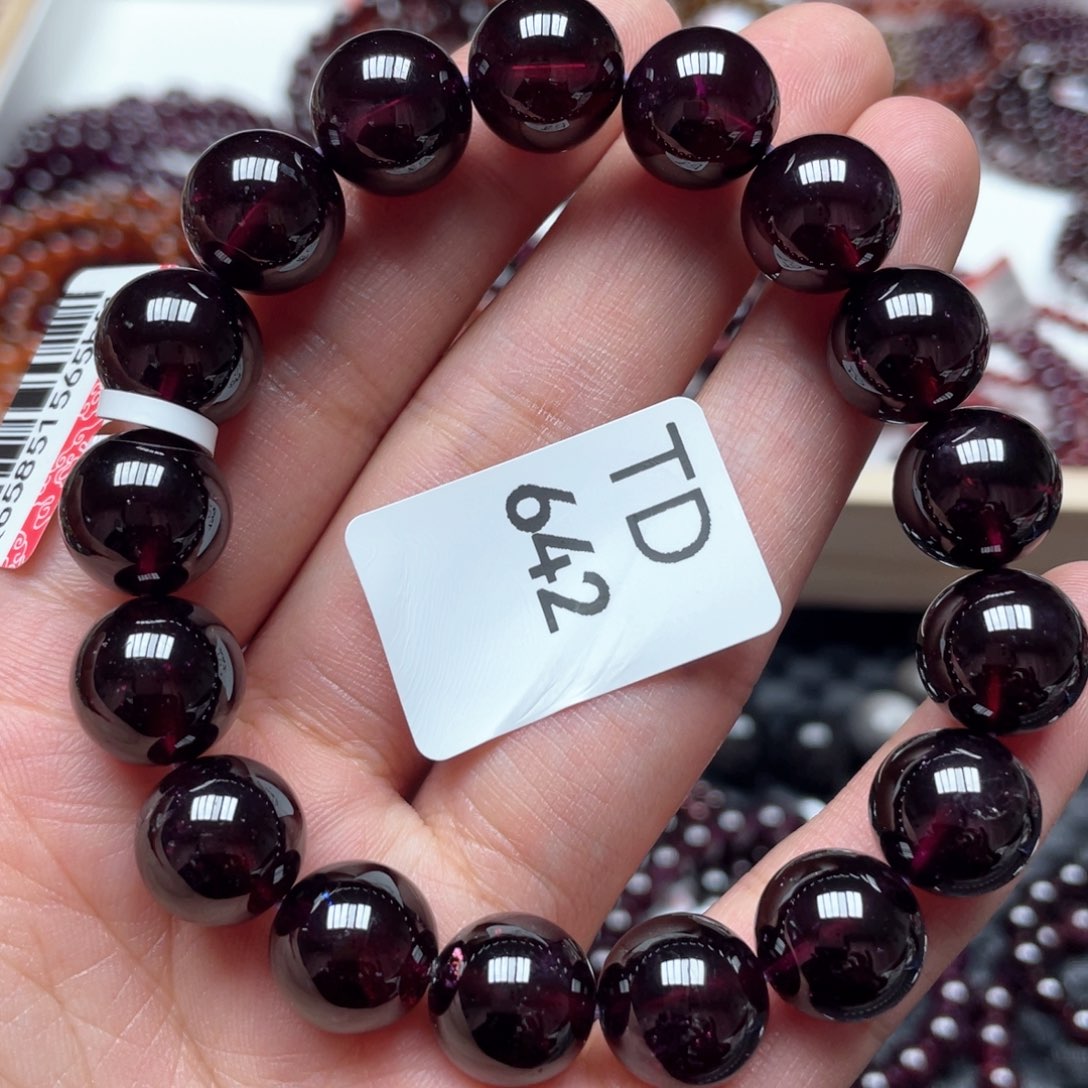 石榴石手链未镶嵌