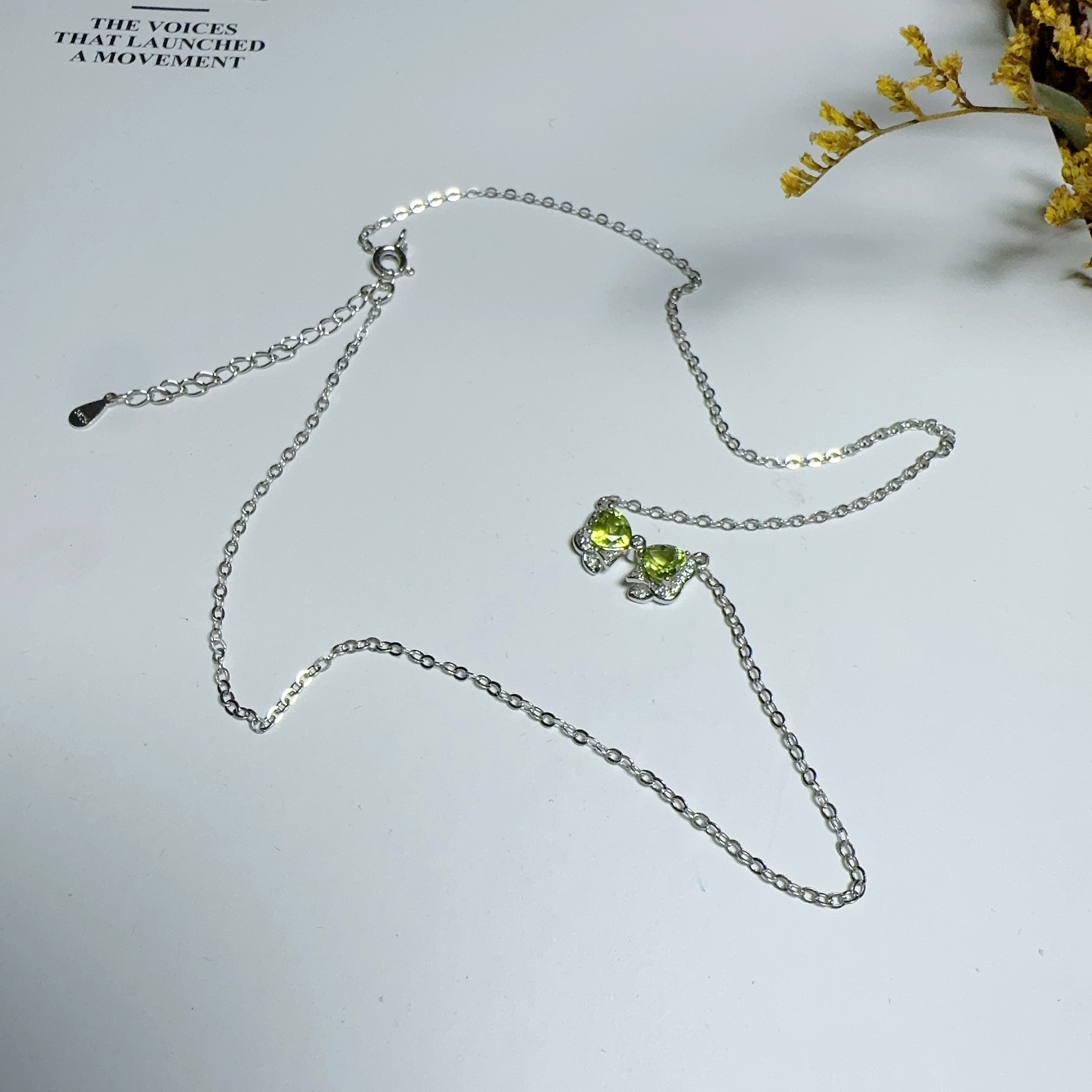 A橄榄石颈饰银S925镶嵌吊坠132