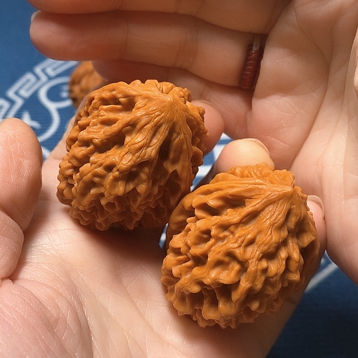 把件文玩核桃招财鼠