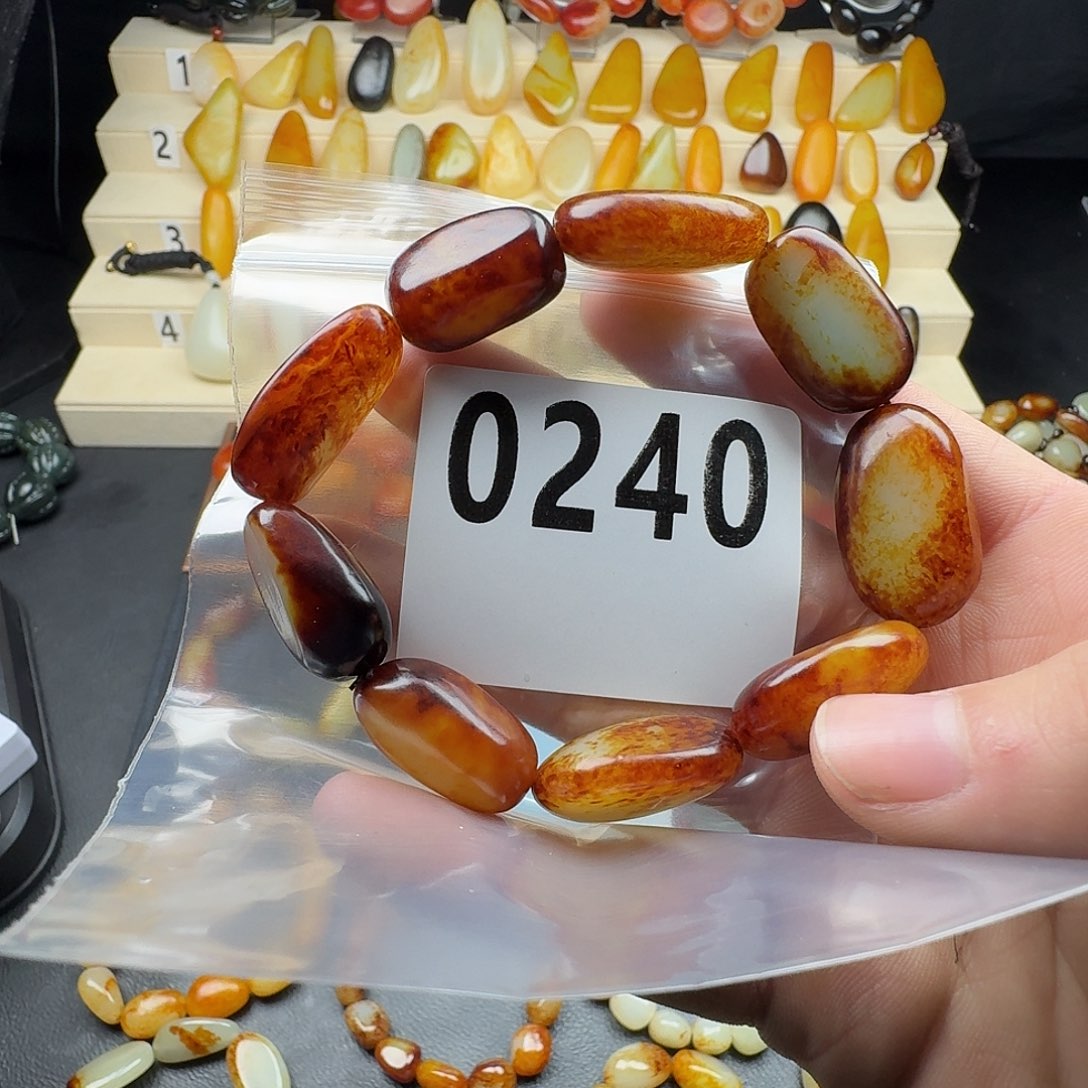 和田玉吊坠(赠链)未镶嵌国*