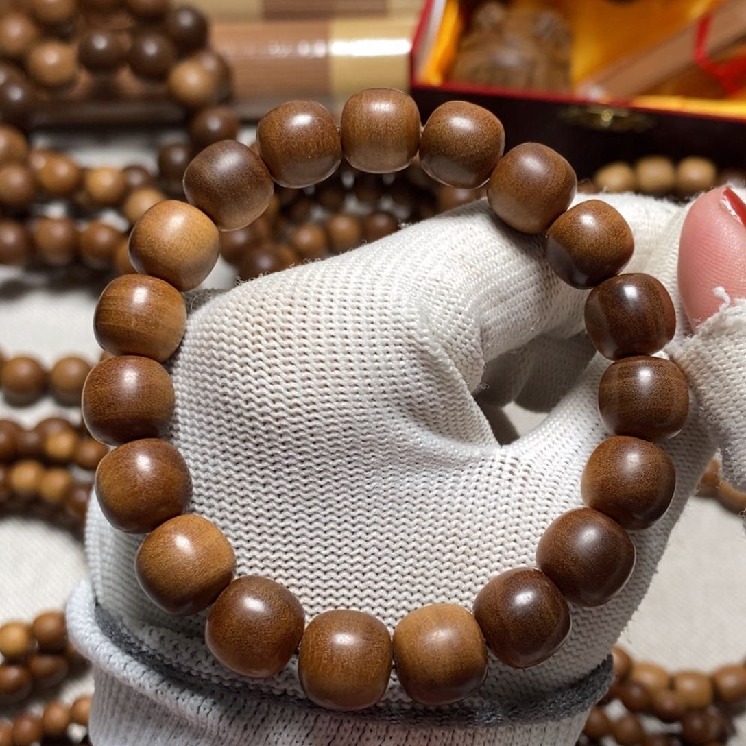 檀香木其他10*11 老行 横纹 单