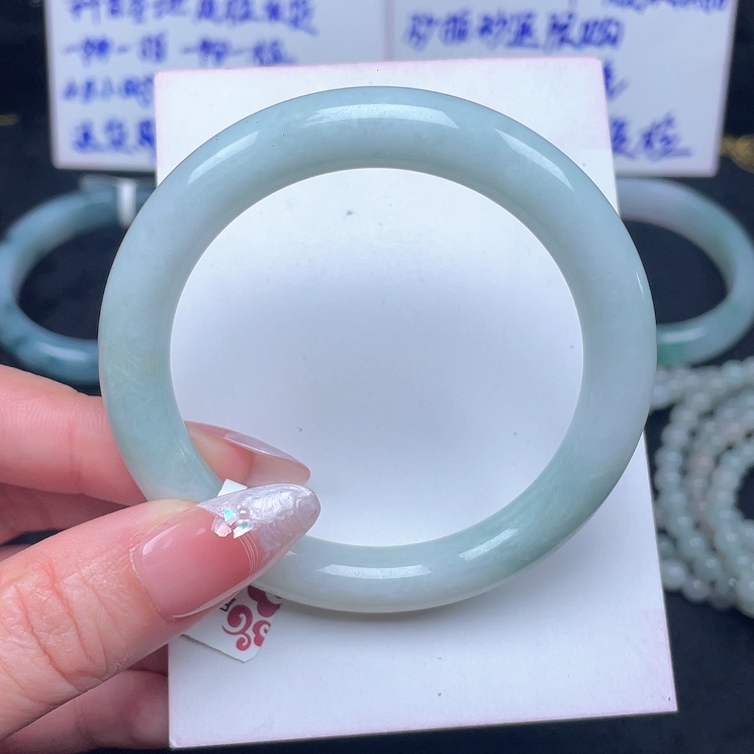 翡翠未镶嵌手镯001