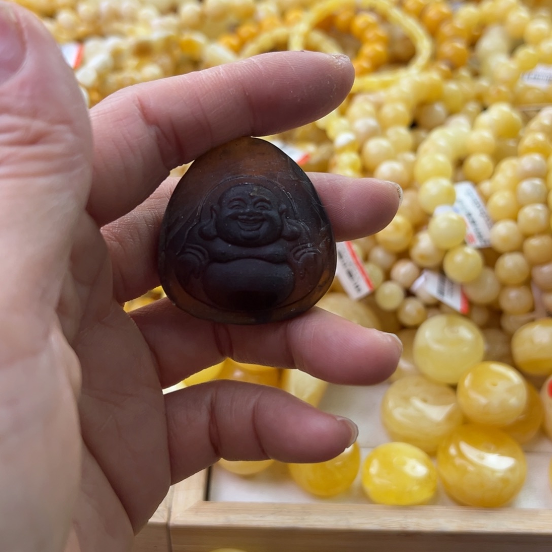 琥珀珠宝奇石未镶嵌