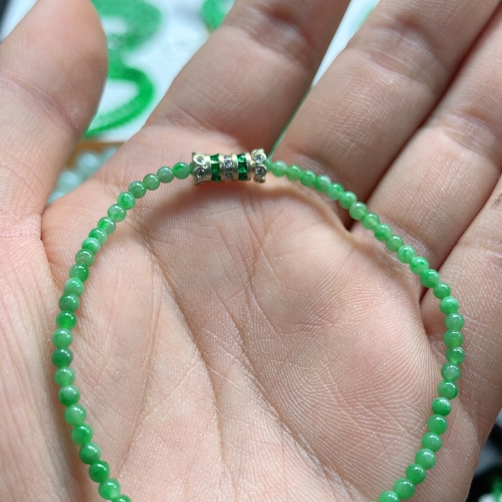 翡翠未镶嵌手链翡翠