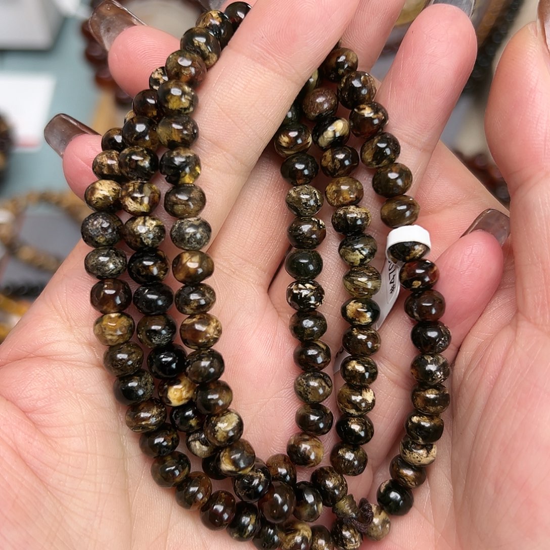 琥珀未镶嵌裸石抚顺琥珀20562七