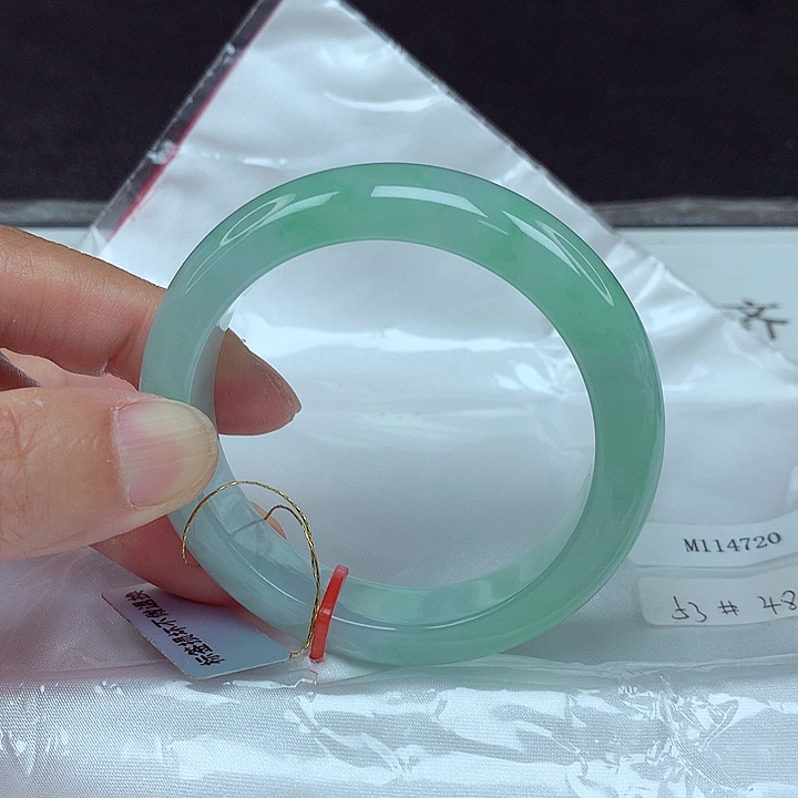 翡翠未镶嵌手镯53圈4720