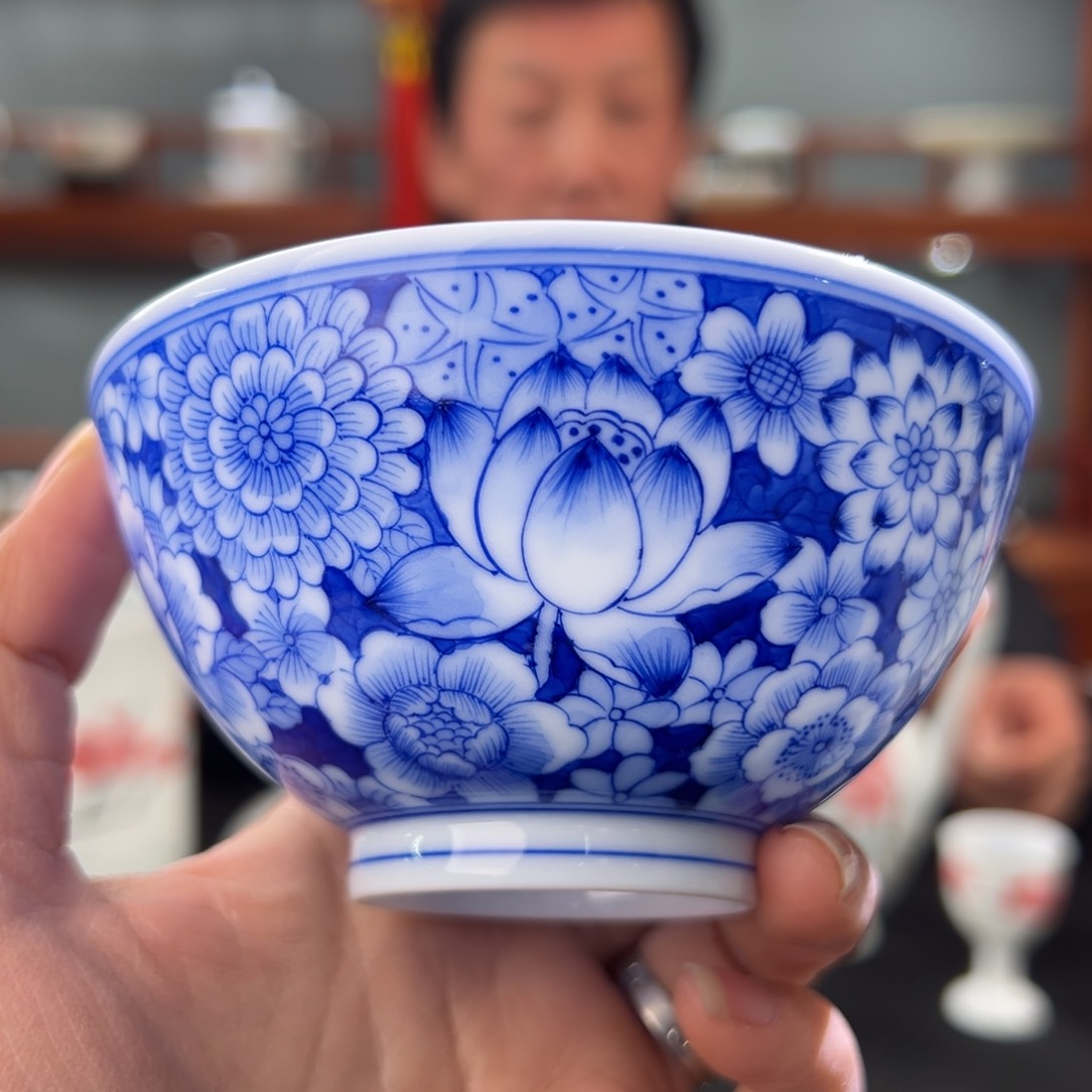 柴窑青花万花主人杯