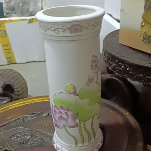 摆件有瑕。。。。。。。处理。。。。。不退不换