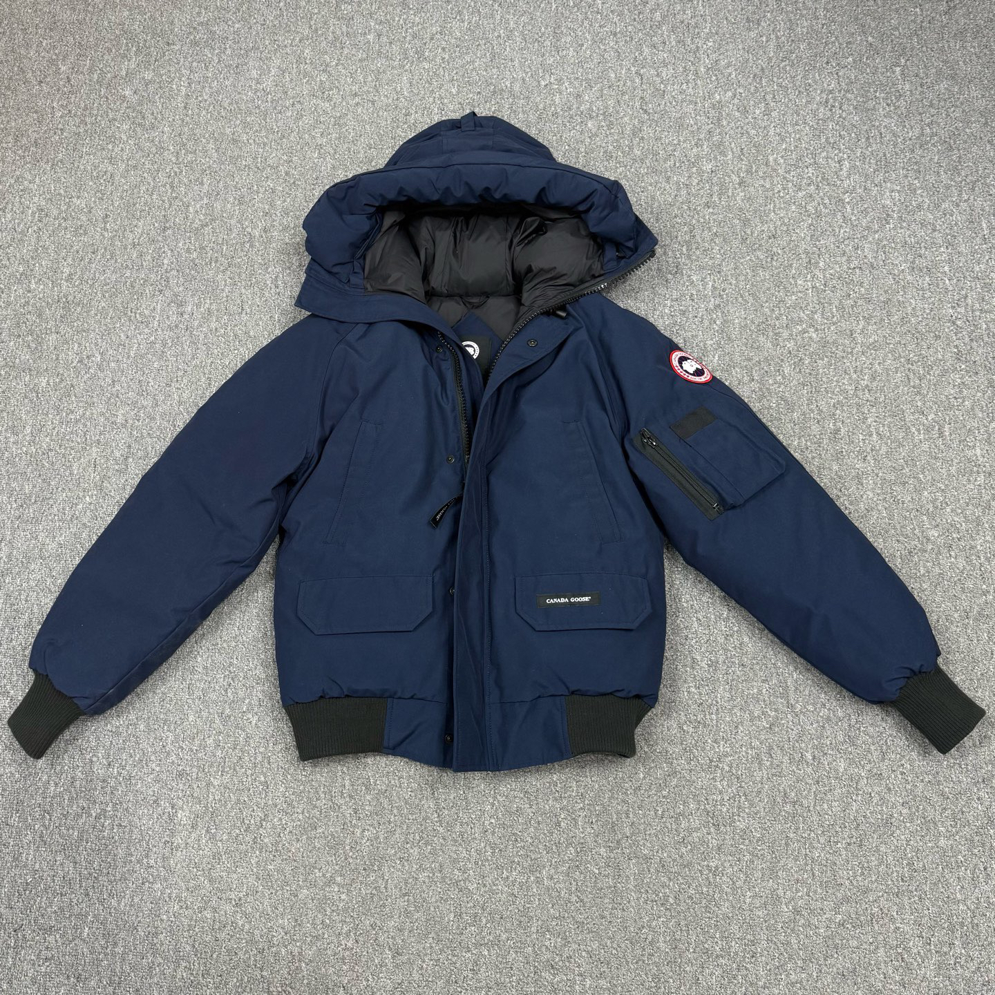 99新 CANADA GOOSE 18223506 飞行员夹克羽绒服外套 XS码99新