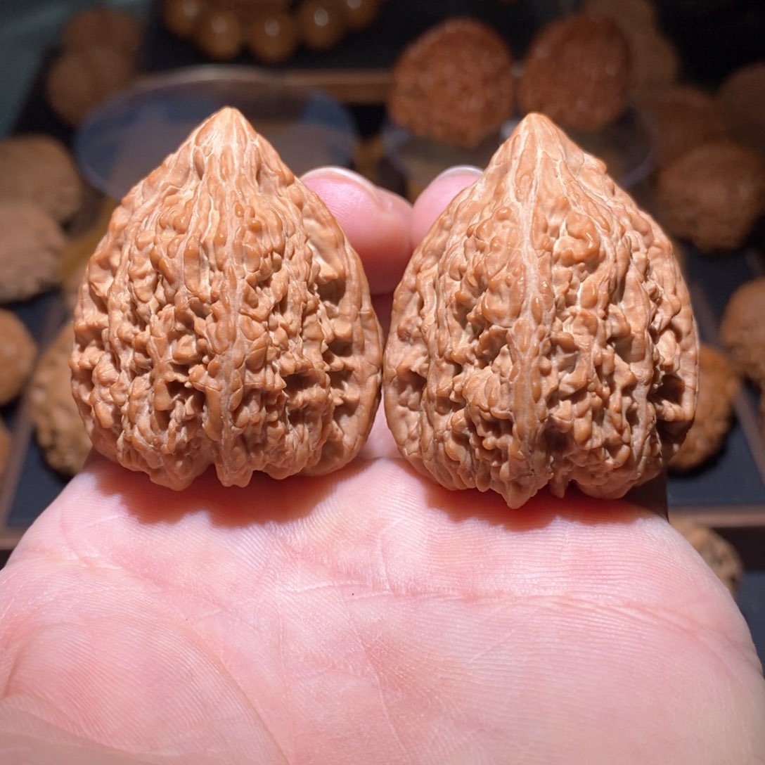 文玩核桃吊坠锦*?塔尖