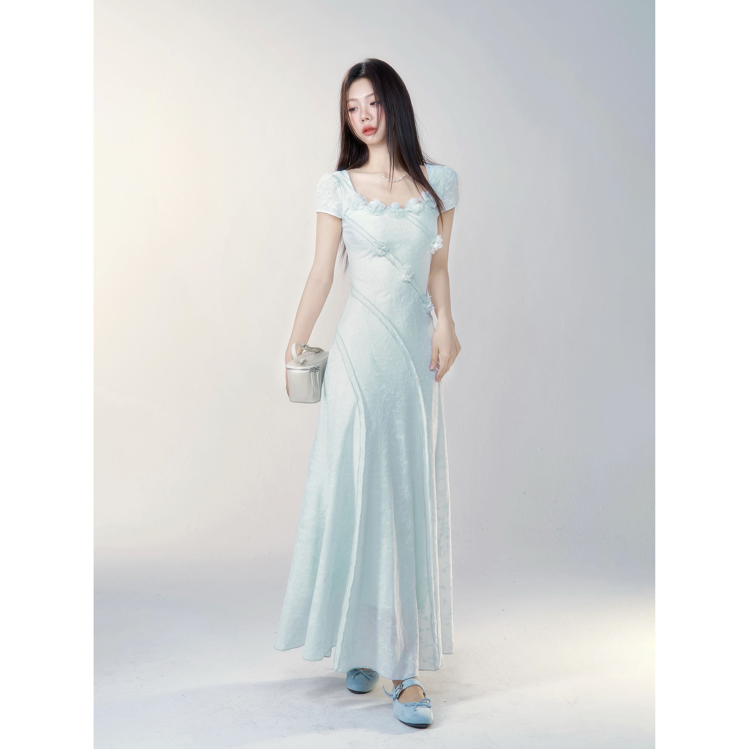 【小野莓】春夏气质甜美短袖方领碎花收腰显瘦长款连衣裙子BL97447