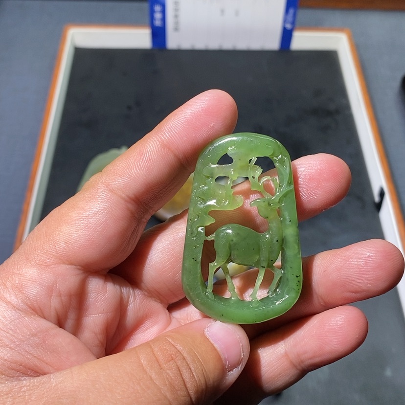 【闪购商品】和田玉颈饰未镶嵌闲**步