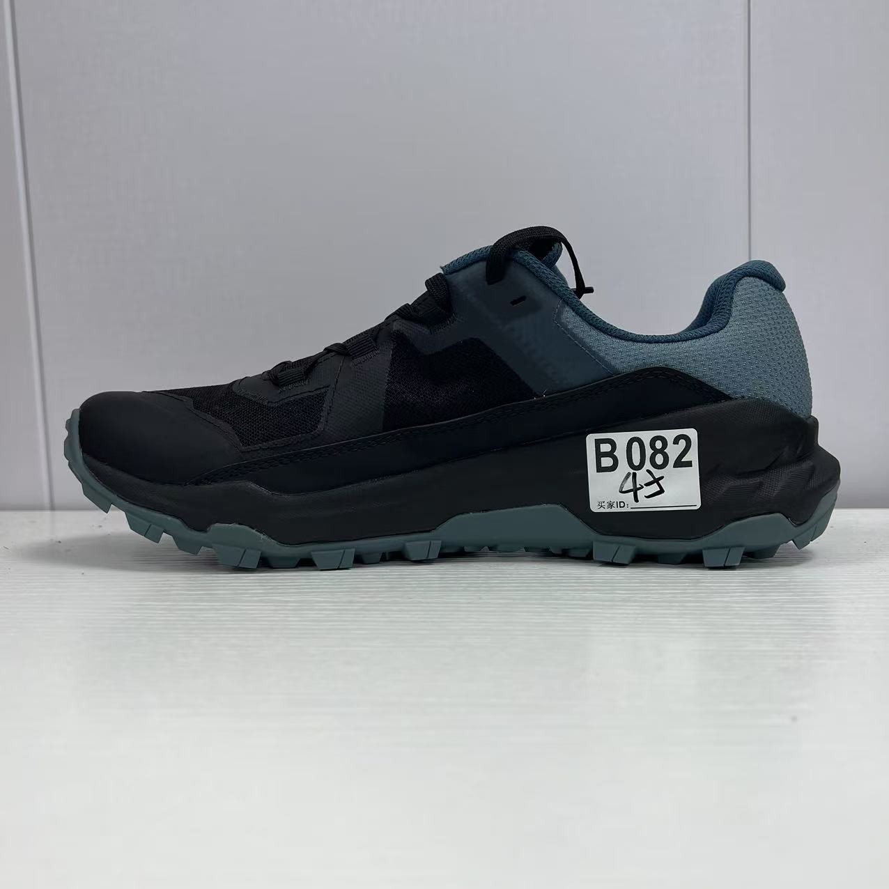 3-新款户外运动百搭休闲鞋 B082