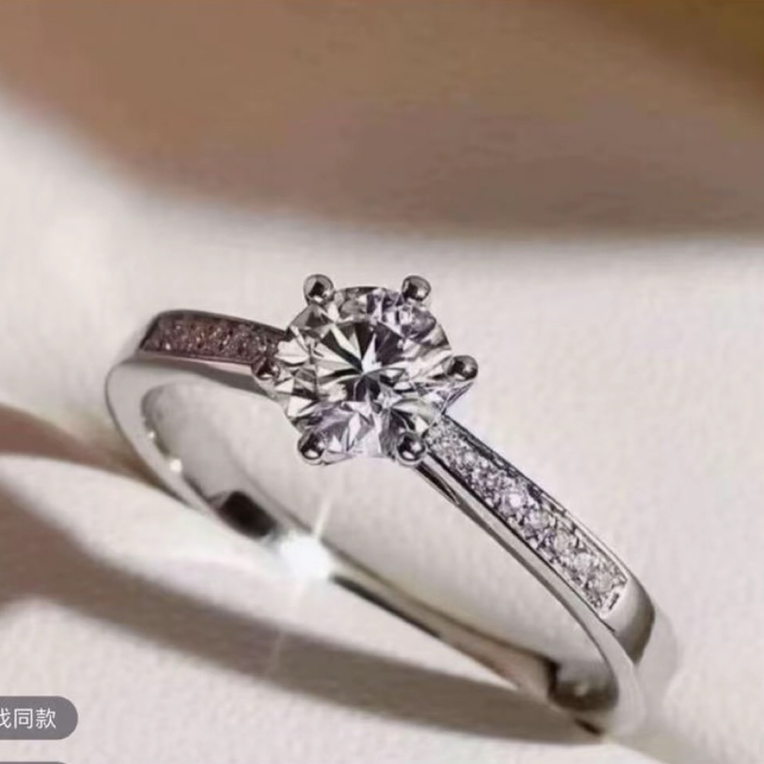 1.0CT周家小蛮腰女戒气质