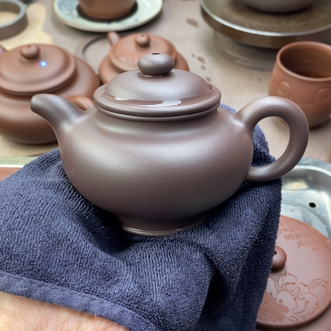 紫砂茶壶全**意掇只容量200毫升左右