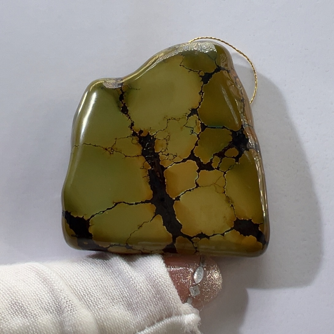 绿松石未镶嵌挂件