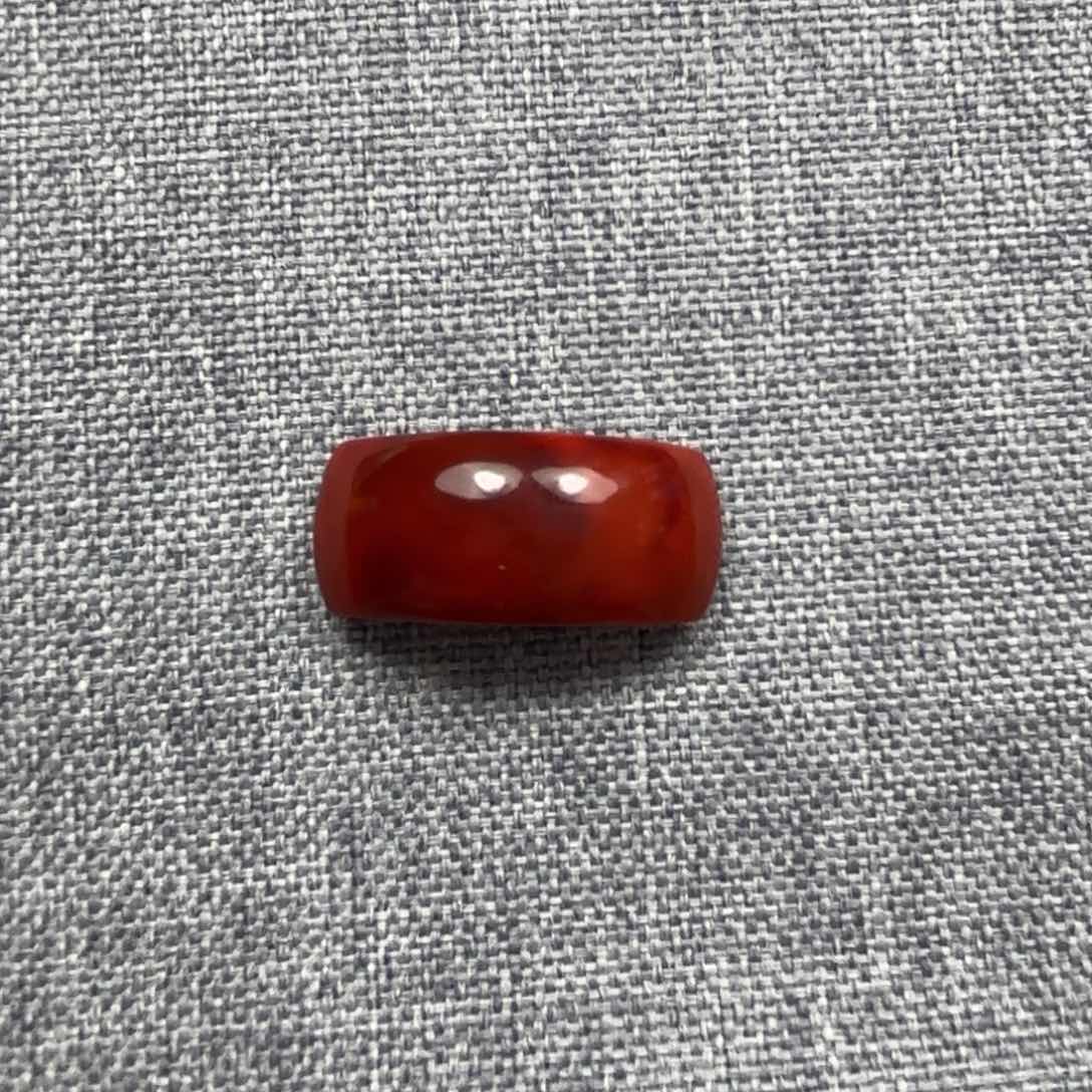 南红玛瑙颈饰未镶嵌花*