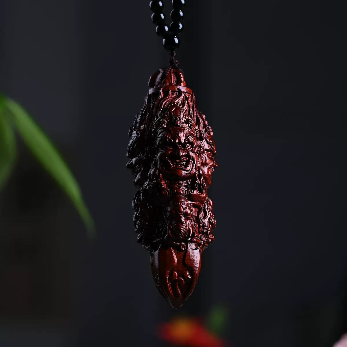 紫檀木雕刻大黑天降魔杵文玩手把件工艺品挂件10.5厘米