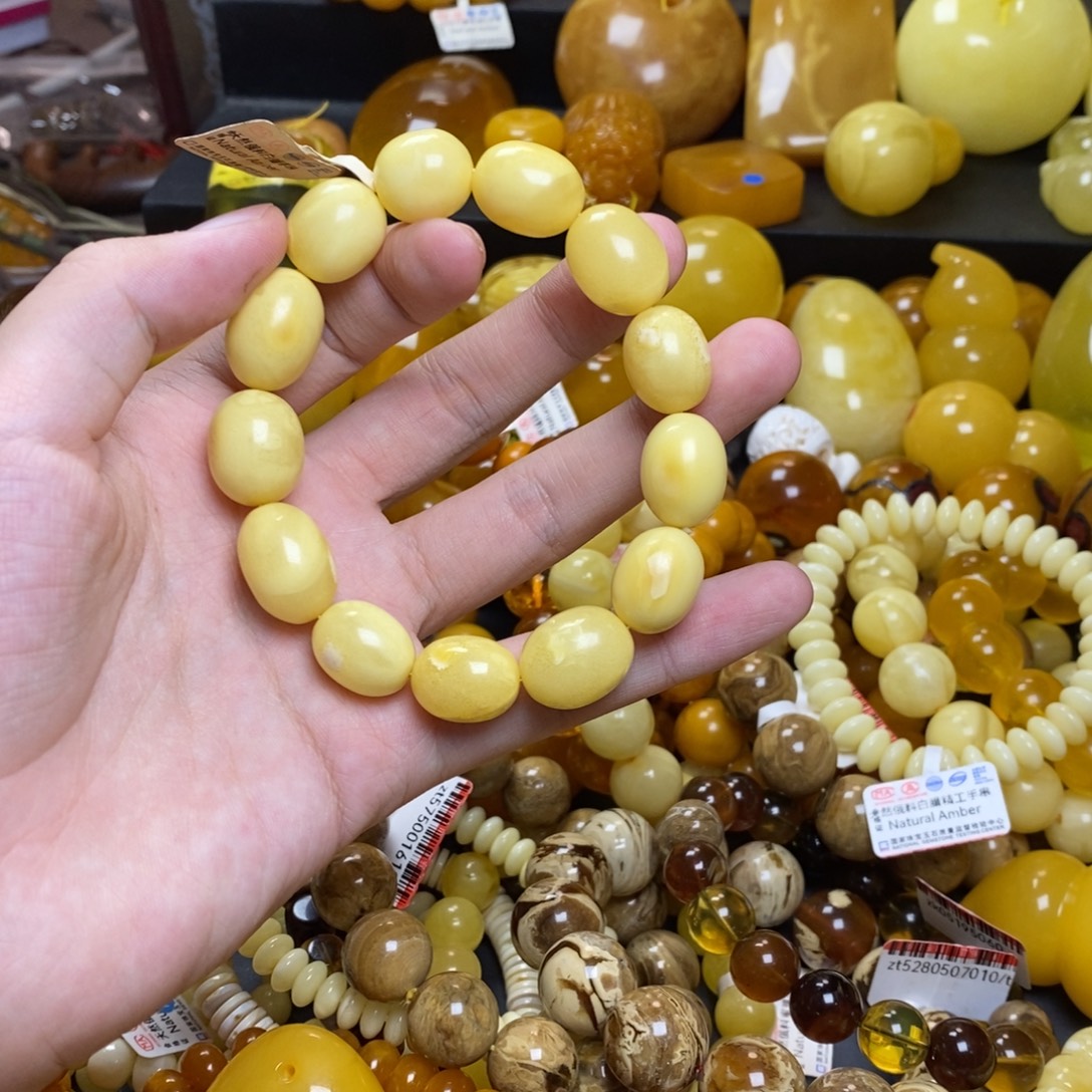 琥珀未镶嵌珠宝奇石