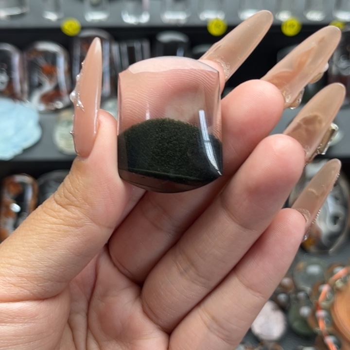 未镶嵌吊坠(赠链)水晶