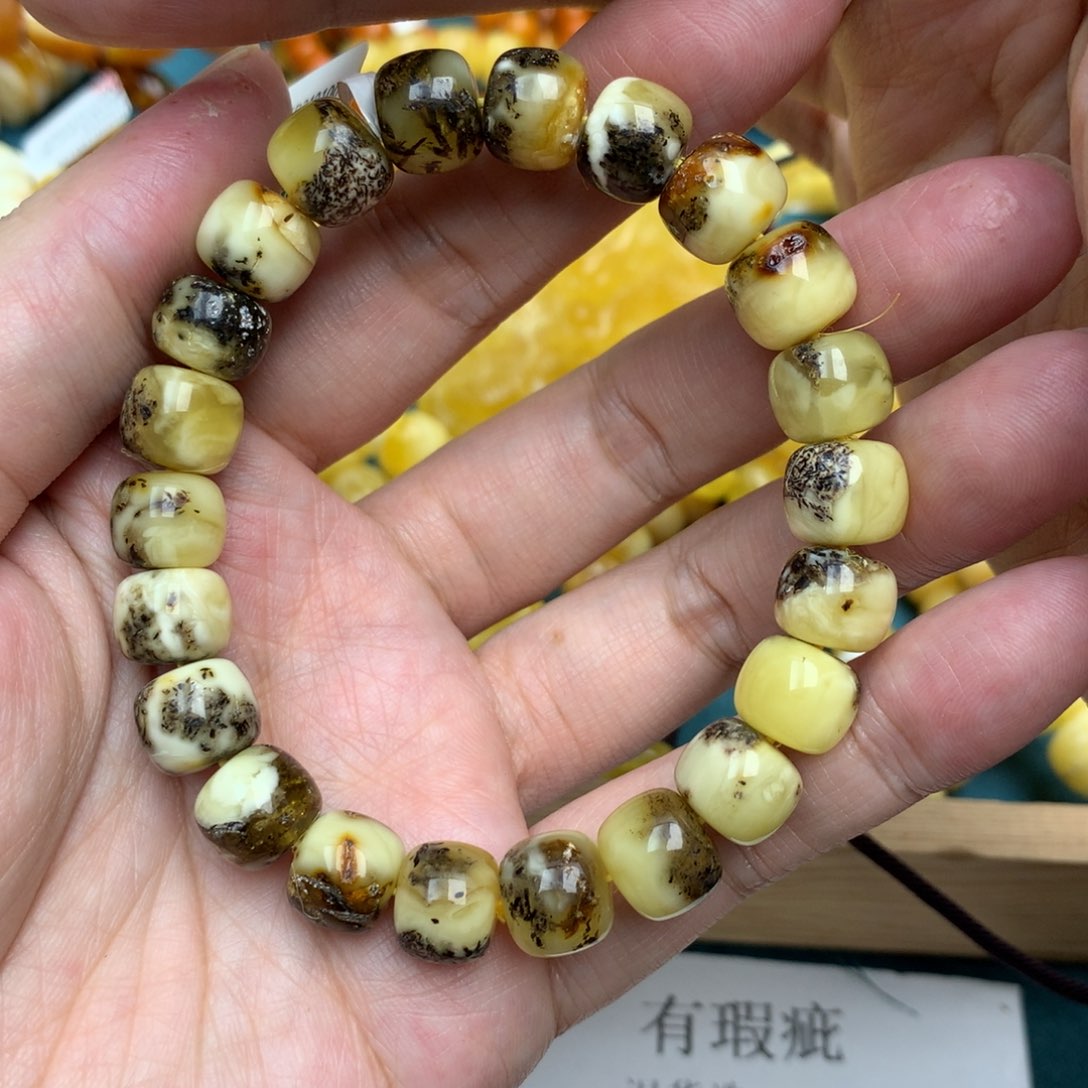未镶嵌琥珀珠宝奇石42