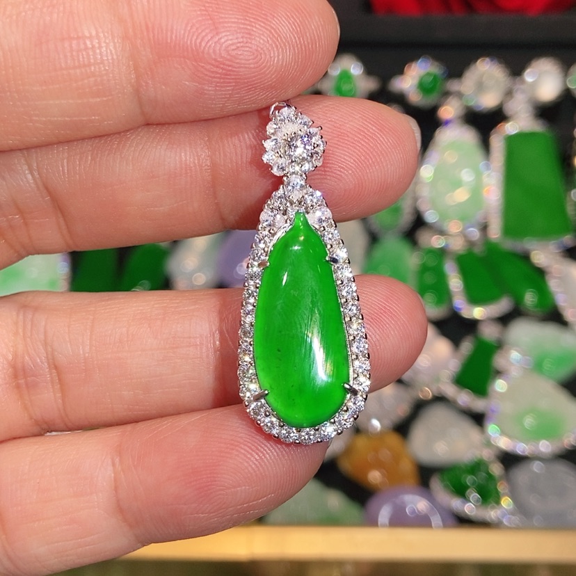 【闪购商品】颈饰未镶嵌翡翠天然翡翠