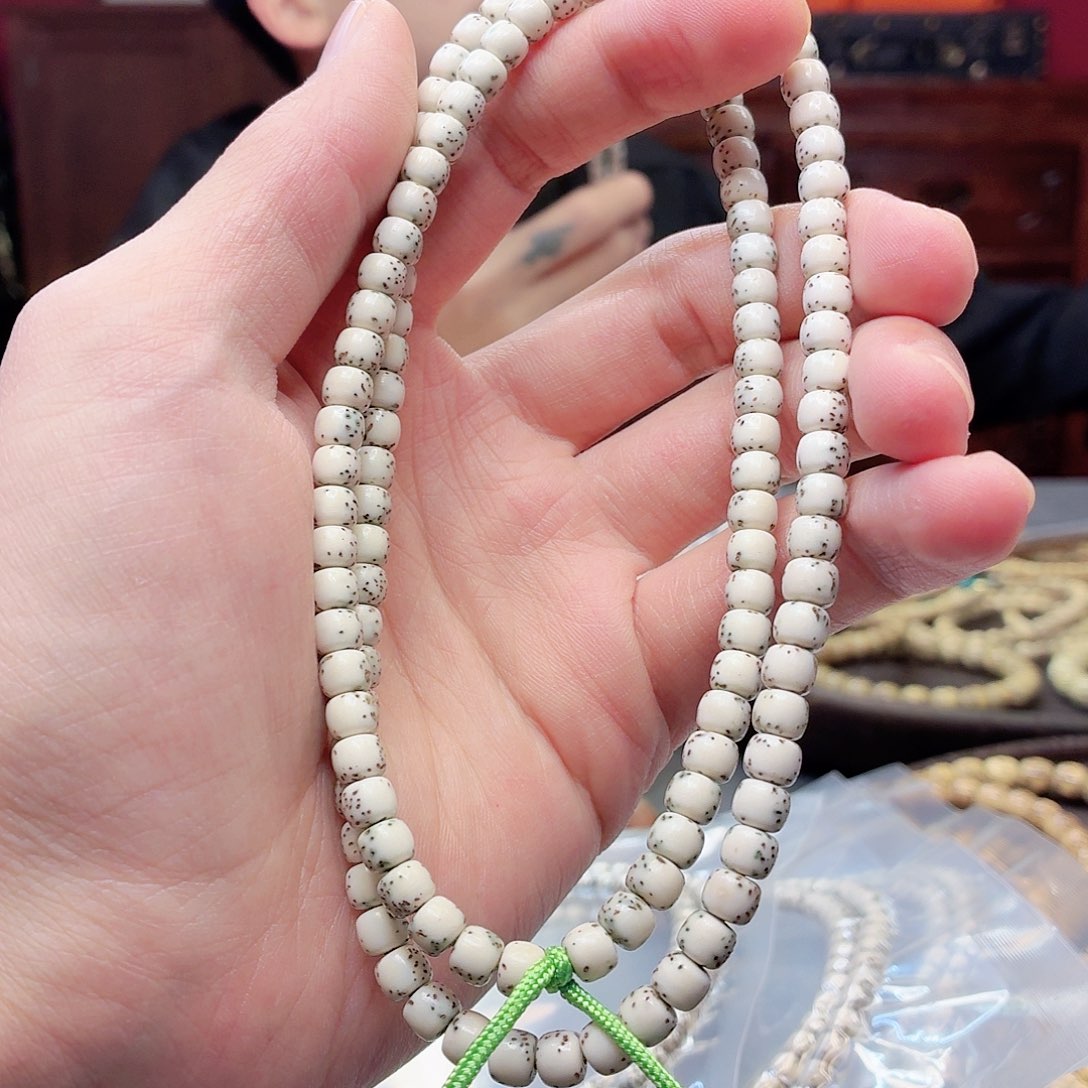 星月菩提吊坠65老型石玉料福利，120号