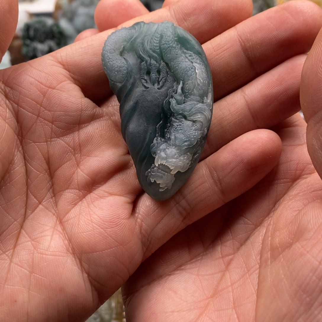 定制翡翠未镶嵌天然缅甸翡翠a货 龙牌