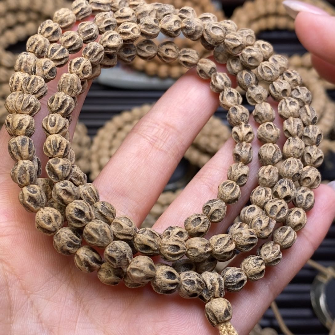 柏香籽/百香籽吊坠处**深