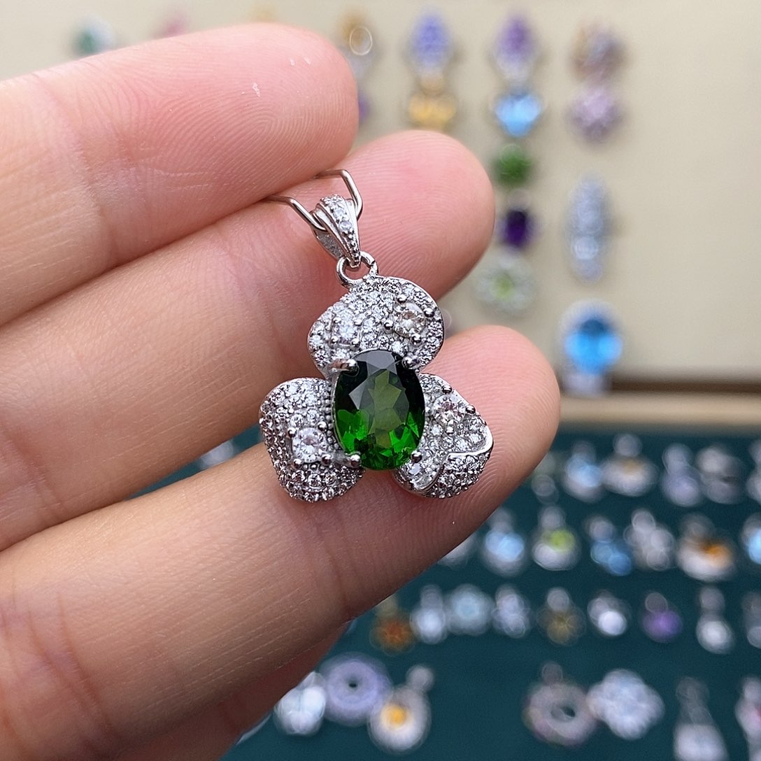 银S925镶嵌透辉石吊坠（不含链子）一物一证