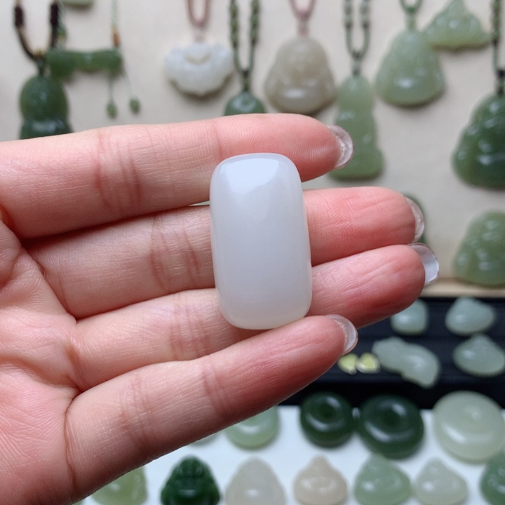 和田玉吊坠未镶嵌橙*