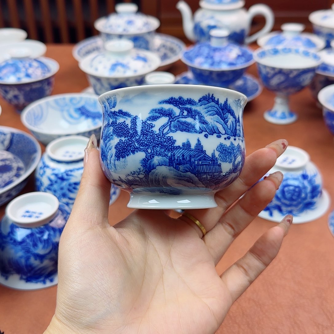 景德镇陶瓷手绘杯子