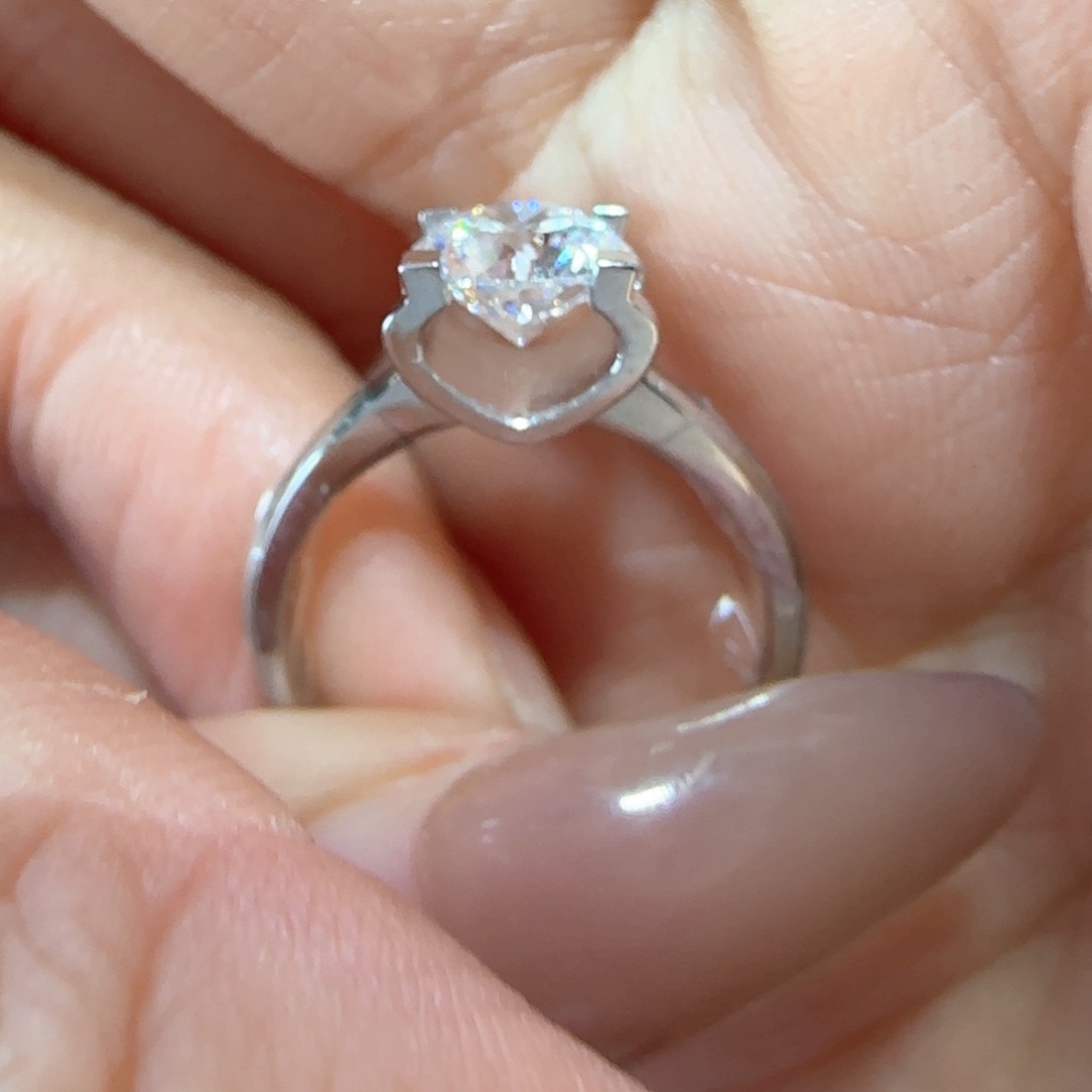 实验室培育钻石铂Pt950镶嵌牛头1卡11号