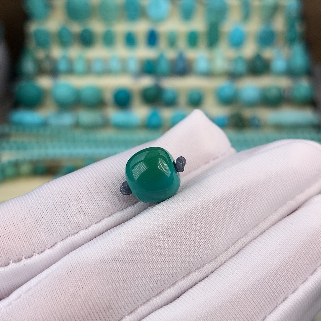 绿松石未镶嵌珠宝奇石10.2