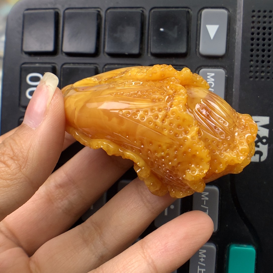 琥珀未镶嵌珠宝奇石