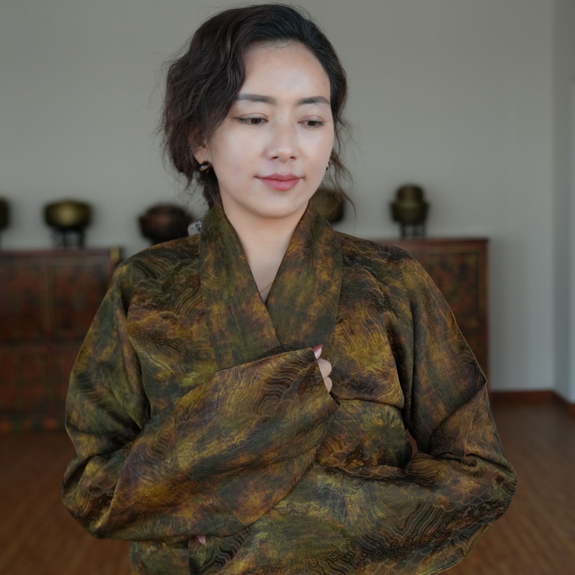 民族服装 【全桑蚕丝】衬衣藏式内搭长袖西藏服拉萨风格