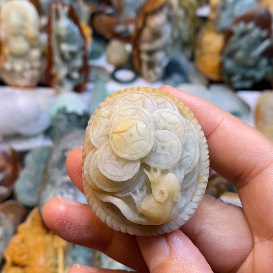 定制翡翠未镶嵌特色9