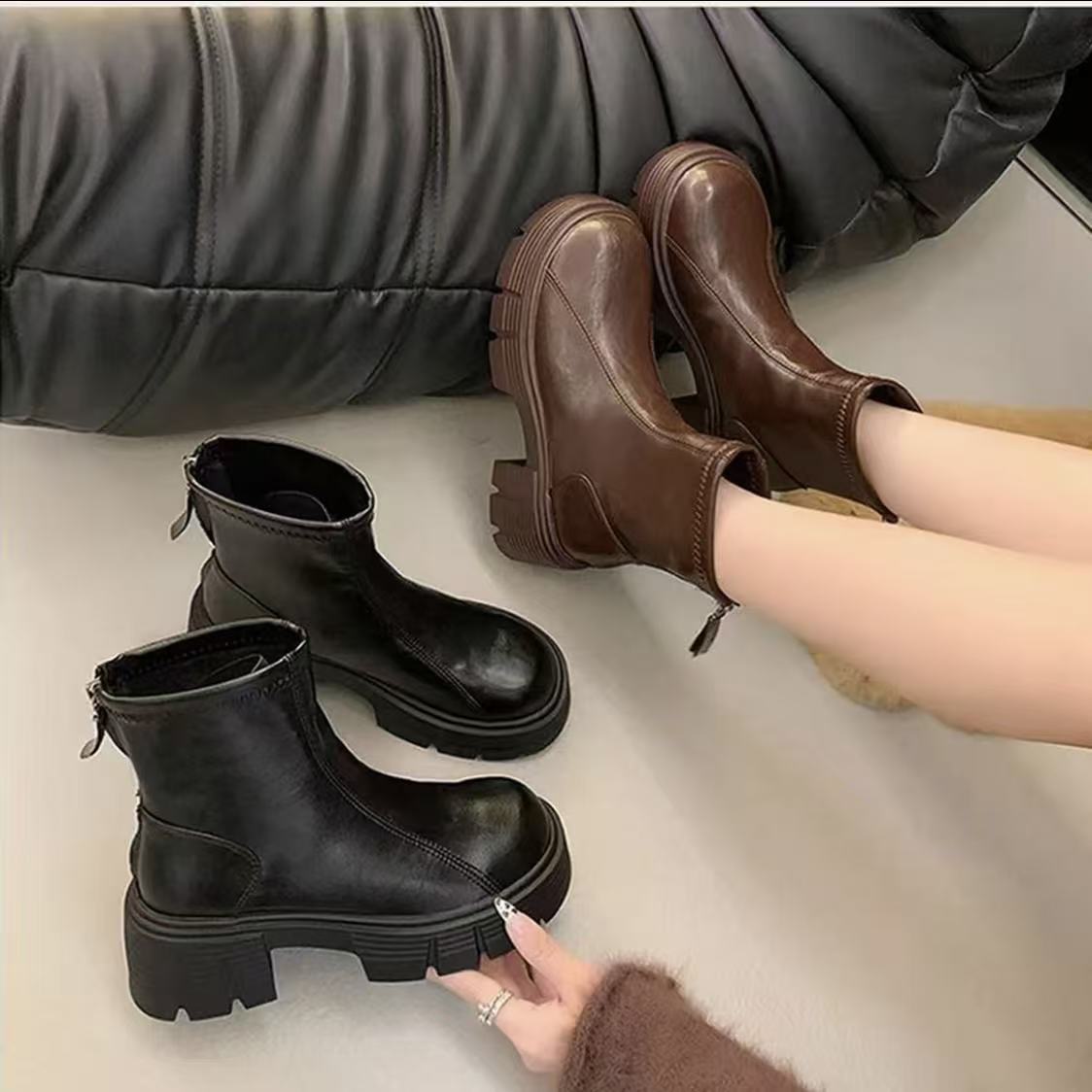 【品牌力荐】厚底短靴女2025年新款复古风马丁靴防滑短筒靴9957