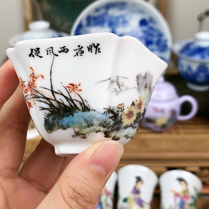 粉彩花卉手工艺主人杯